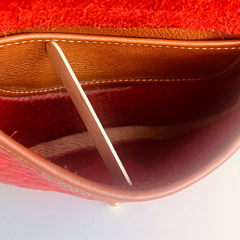 ♦️HOST PICK ♦️VINTAGE DOONEY & BOURKE RED BRITISH TAN CAVALRY SADDLEBAG … - Picture 12 of 16
